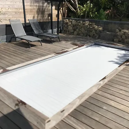 빌라 8 Personnes Avec Piscine *