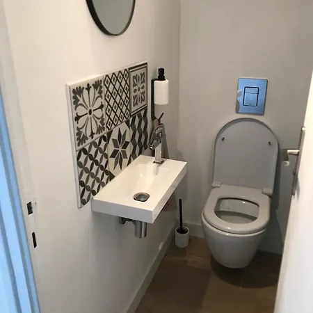 8 Personnes Avec Piscine *