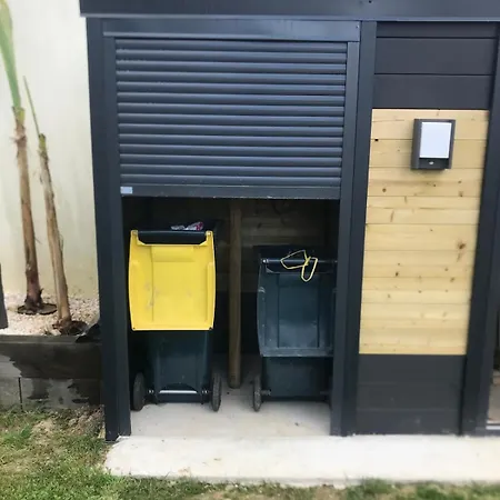 8 Personnes Avec Piscine 빌라